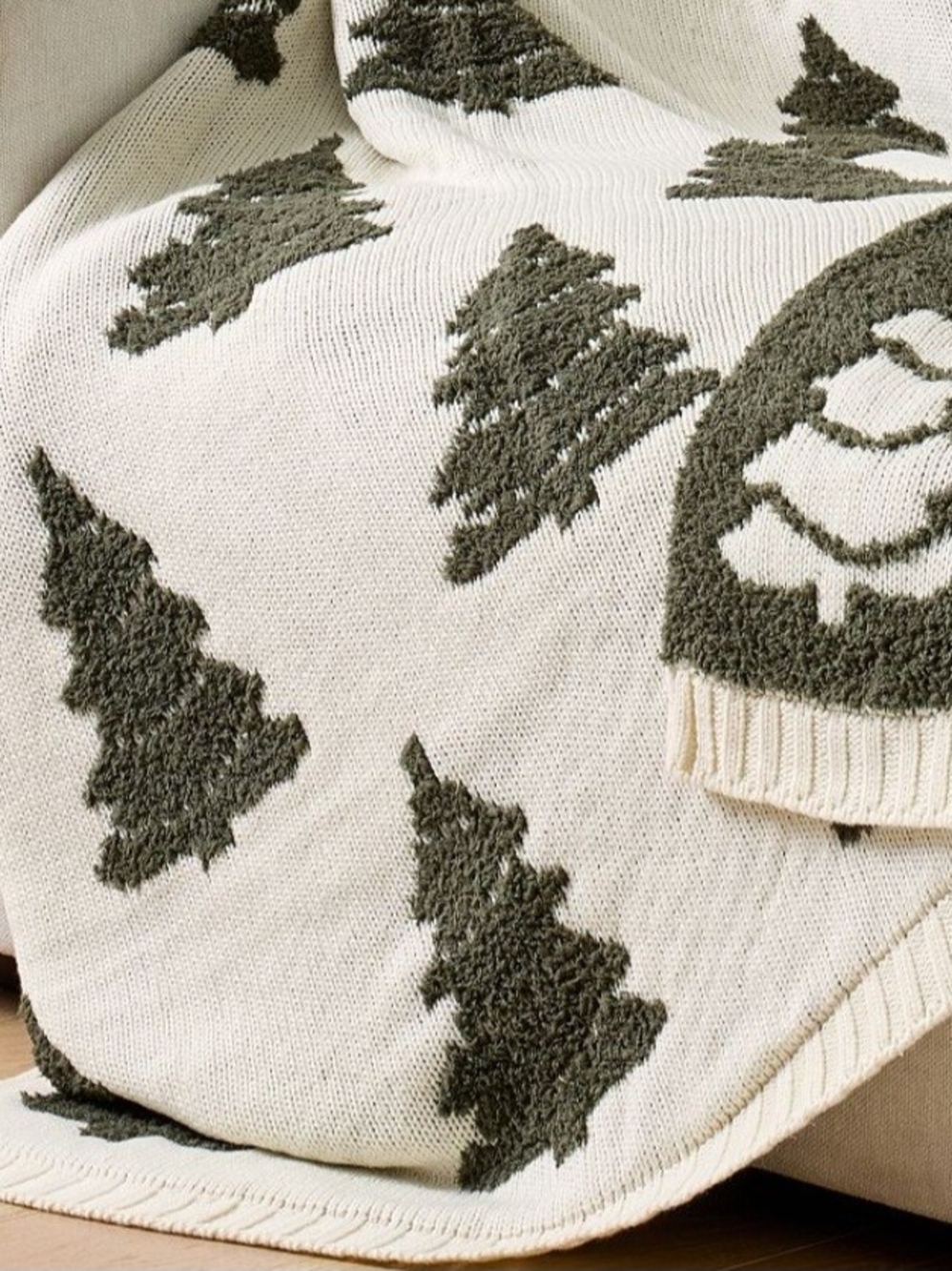 Pottery Barn Cream and Green Holiday Tree Throw Blanket